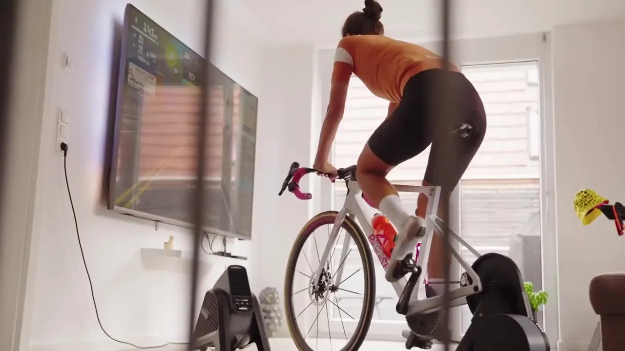 KICKR CORE 2 with Zwift Cog and Click | Wahoo Fitness Canada